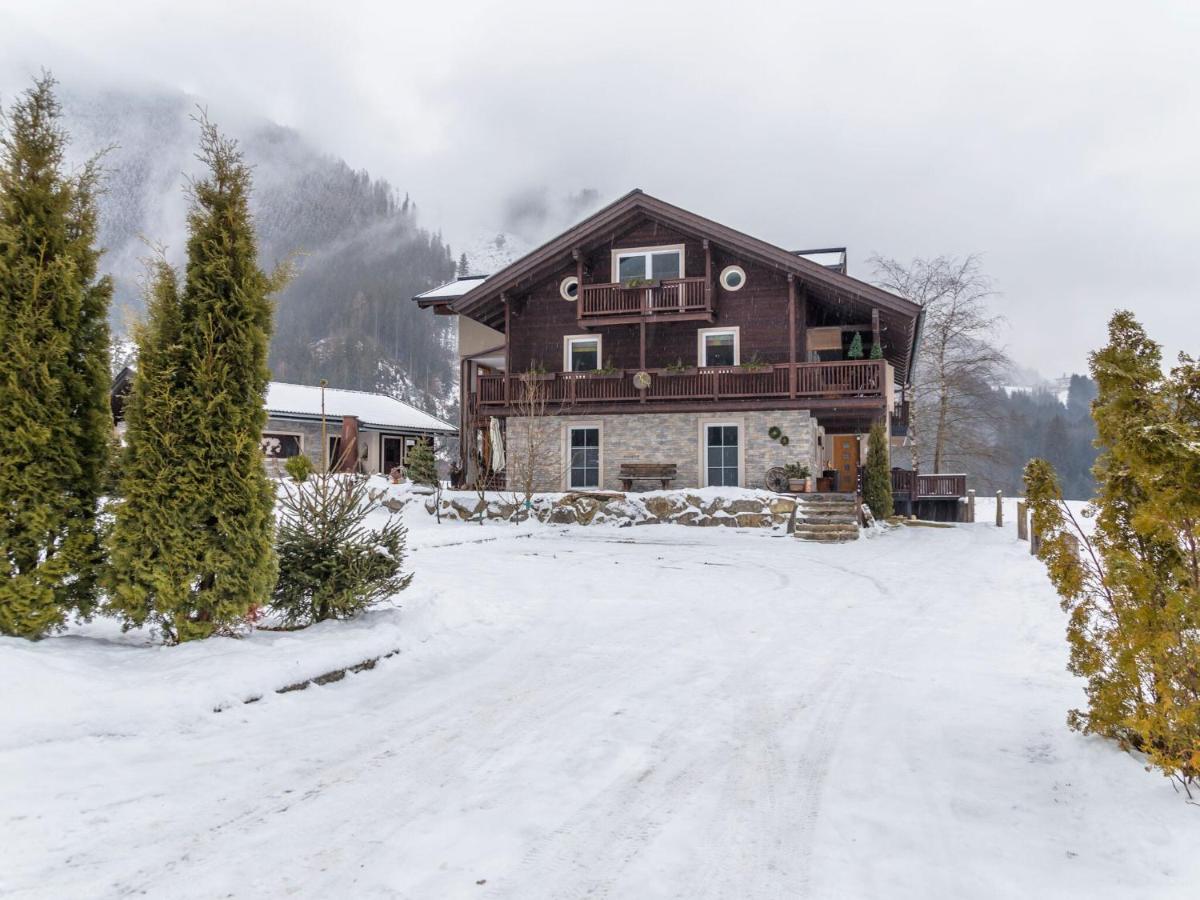 Apartment In Neukirchen Am Gro Venediger Wald im Pinzgau Bagian luar foto