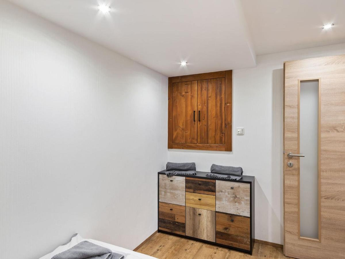 Apartment In Neukirchen Am Gro Venediger Wald im Pinzgau Bagian luar foto