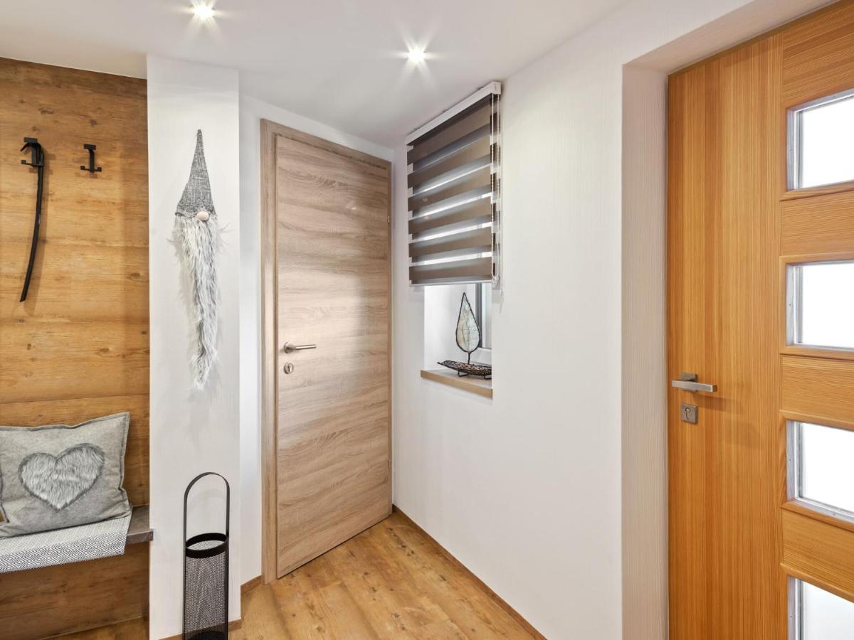 Apartment In Neukirchen Am Gro Venediger Wald im Pinzgau Bagian luar foto
