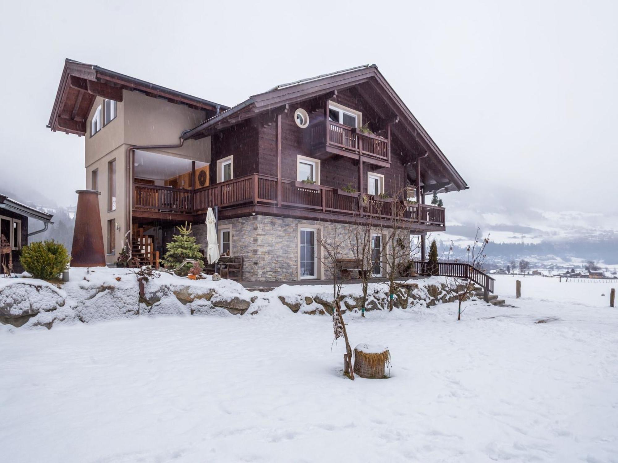 Apartment In Neukirchen Am Gro Venediger Wald im Pinzgau Bagian luar foto