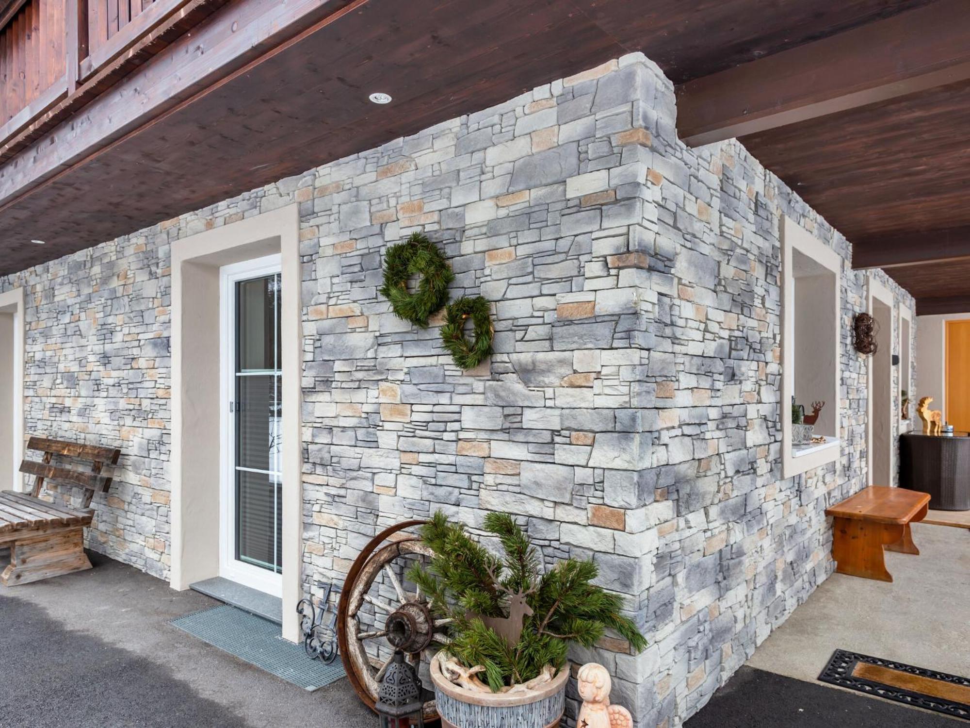 Apartment In Neukirchen Am Gro Venediger Wald im Pinzgau Bagian luar foto