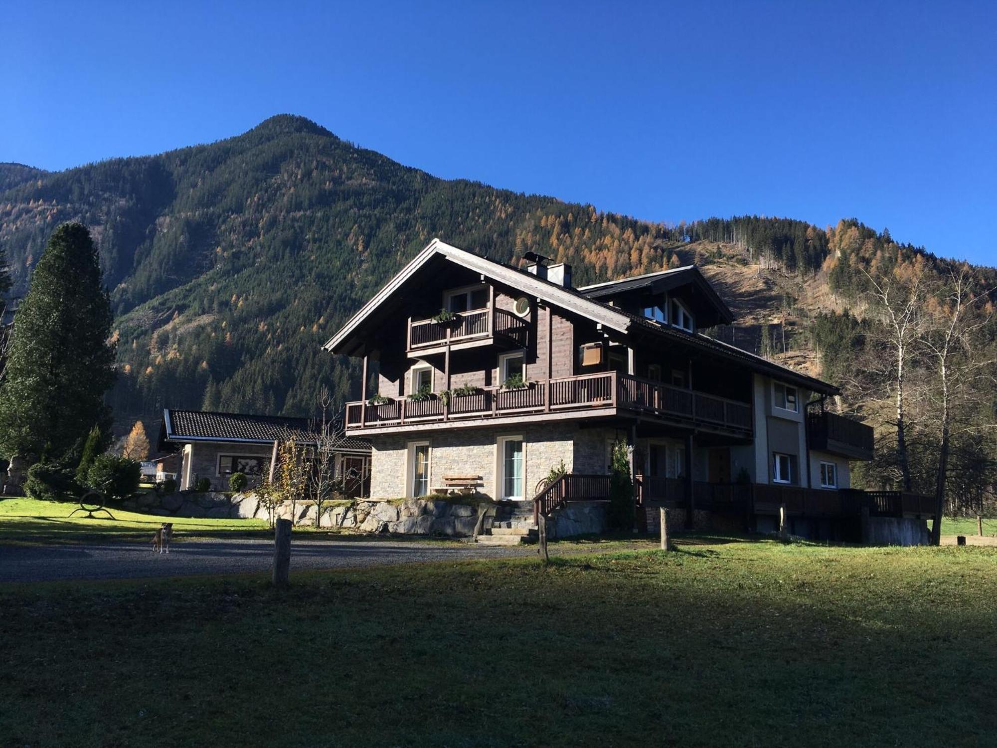 Apartment In Neukirchen Am Gro Venediger Wald im Pinzgau Bagian luar foto